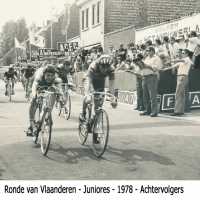 <strong>Ronde Van Vlaanderen - Solleveld  -  1973-75-76-77-78</strong><br> ©Herzele in Beeld<br><br><a href='https://www.herzeleinbeeld.be/Foto/1602/Ronde-Van-Vlaanderen---Solleveld-----1973-75-76-77-78'><u>Meer info over de foto</u></a>