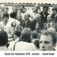 <strong>Ronde Van Vlaanderen - Solleveld  -  1973-75-76-77-78</strong><br> ©Herzele in Beeld<br><br><a href='https://www.herzeleinbeeld.be/Foto/1603/Ronde-Van-Vlaanderen---Solleveld-----1973-75-76-77-78'><u>Meer info over de foto</u></a>
