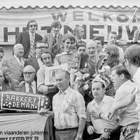 <strong>Ronde Van Vlaanderen - Solleveld  -  1973-75-76-77-78</strong><br> ©Herzele in Beeld<br><br><a href='https://www.herzeleinbeeld.be/Foto/1644/Ronde-Van-Vlaanderen---Solleveld-----1973-75-76-77-78'><u>Meer info over de foto</u></a>