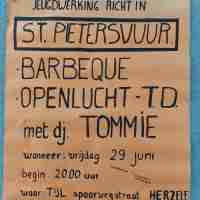 <strong>St-Pietersvuur</strong><br>29-06-1987 ©Herzele in Beeld<br><br><a href='https://www.herzeleinbeeld.be/Foto/2585/St-Pietersvuur'><u>Meer info over de foto</u></a>