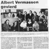 <strong>SV Ressegem  -  Albert Vermassen gevierd  -  1999</strong><br>1999 ©Herzele in Beeld<br><br><a href='https://www.herzeleinbeeld.be/Foto/2935/SV-Ressegem-----Albert-Vermassen-gevierd-----1999'><u>Meer info over de foto</u></a>