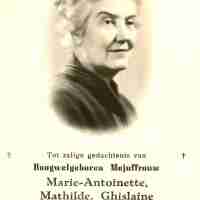 <strong>Marie-Antoinette</strong><br>1960 ©Herzele in Beeld<br><br><a href='https://www.herzeleinbeeld.be/Foto/3283/Marie-Antoinette'><u>Meer info over de foto</u></a>