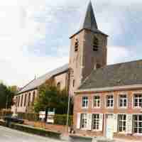 <strong>Religieus erfgoed - Sint-Martinus  -  Sint-Lievens-Esse</strong><br> ©Herzele in Beeld<br><br><a href='https://www.herzeleinbeeld.be/Foto/544/Religieus-erfgoed---Sint-Martinus-----Sint-Lievens-Esse'><u>Meer info over de foto</u></a>