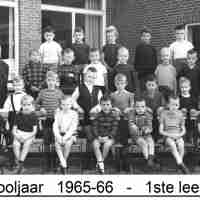 <strong>Klasfoto's Marc Beeckman  -  1965/66  -  1ste leerjaar</strong><br>01-01-1965 - 01-01-1966 ©Herzele in Beeld<br><br><a href='https://www.herzeleinbeeld.be/Foto/789/Klasfotos-Marc-Beeckman-----1965/66-----1ste-leerjaar'><u>Meer info over de foto</u></a>